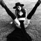 sarxhbby (Sarah Elizabeth) OnlyFans Leaked Pictures & Videos 

 picture 1
