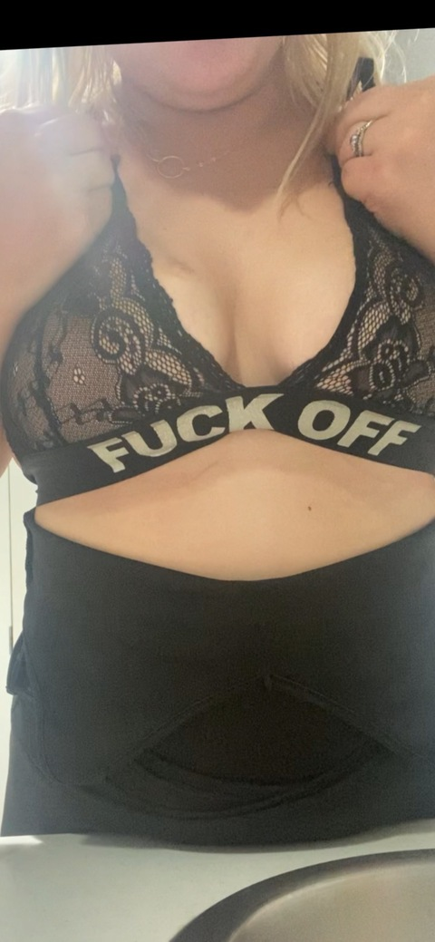 Onlyfans leaks sassyassashleyfree 

 picture 2