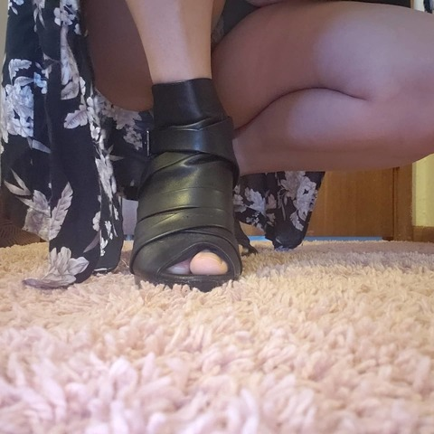 sassylittlefeet OnlyFans Leak (191 Photos and 83 Videos) 

 picture 2