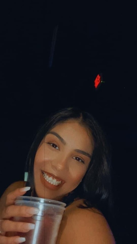 View sasweetheart04 (Jessica) OnlyFans 0 Photos and 2 Videos for free 

 picture 2