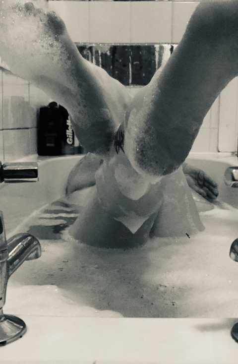 saucyshana (Mama💋Boo💋) free OnlyFans Leaked Pictures and Videos 

 picture 2
