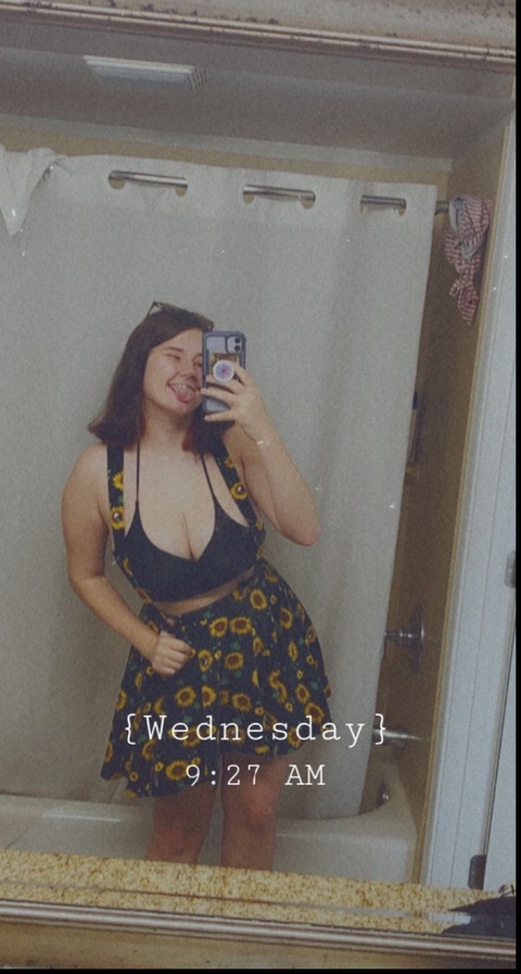 sav.69 (Savanna) OnlyFans content 

 picture 2