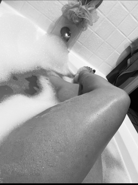 Onlyfans leaked savcuriousmilf 

 picture 2