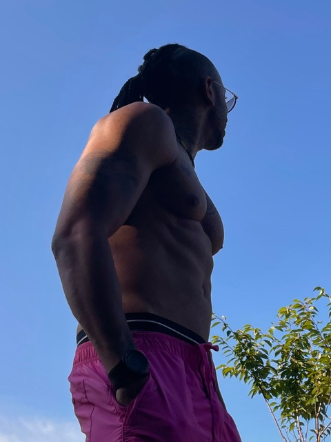 Download savfamfive OnlyFans content free 

 picture 2