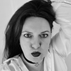 scarletrouge7 OnlyFans Leaked Photos and Videos 

 picture 1