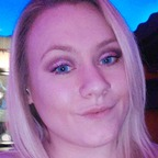 View Scartlett Blondie (scarlettblondie) OnlyFans 155 Photos and 51 Videos for free 

 picture 1