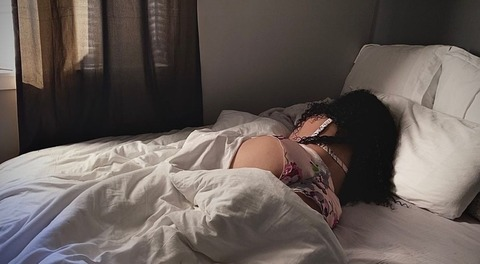 View scarlettdaydreamer OnlyFans content for free 

 picture 2