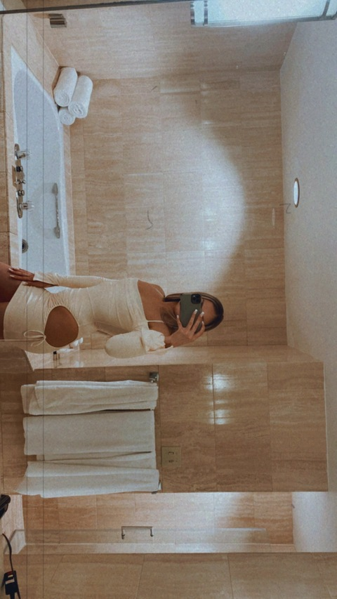 View Scarlett 💋 𝓼𝓮𝔁𝓽𝓲𝓷𝓰 𝓺𝓾𝓮𝓮𝓷 (scarlettscorpioxxx) OnlyFans 322 Photos and 84 Videos for free 

 picture 2