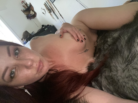 Get Free access to @scorpionqueenbee Leaked OnlyFans 

 picture 2