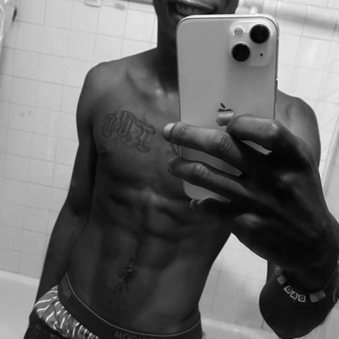 sculturenastt (ScultureNastt) OnlyFans Leaked Content 

 picture 2