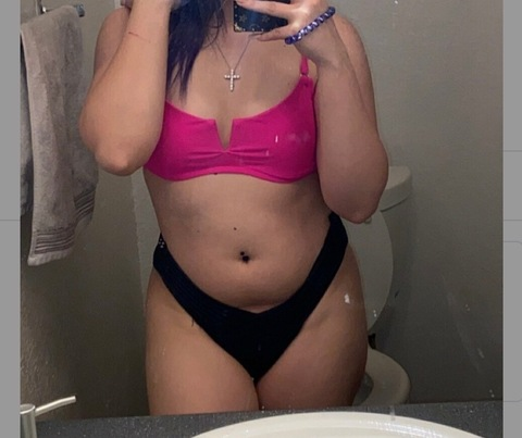 secretsss123 OnlyFans Leak (9 Photos and 1 Videos) 

 picture 2