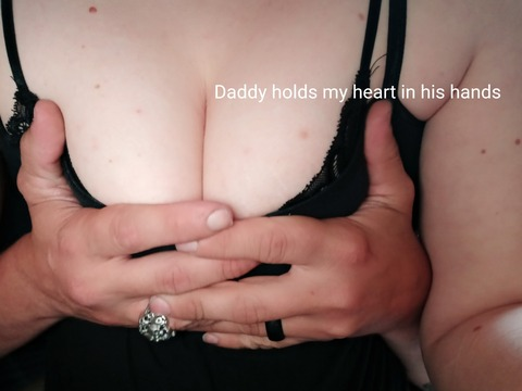 seducedaddysgirl OnlyFans Leaked (27 Photos and 1 Videos) 

 picture 2
