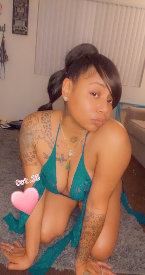 @seecretsofshayy leaks Onlyfans content free 

 picture 2