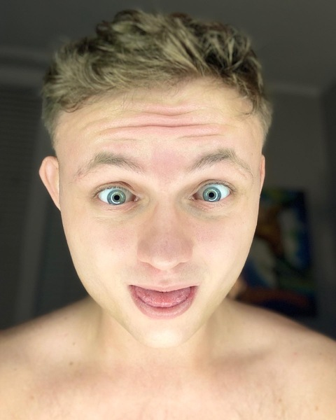 selfiejesus (Bob) free OnlyFans Leaked Videos and Pictures 

 picture 2