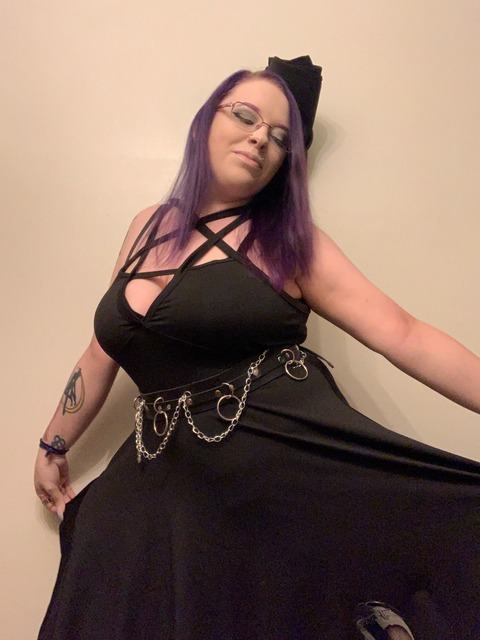 serenitymae OnlyFans Leaked 

 picture 2