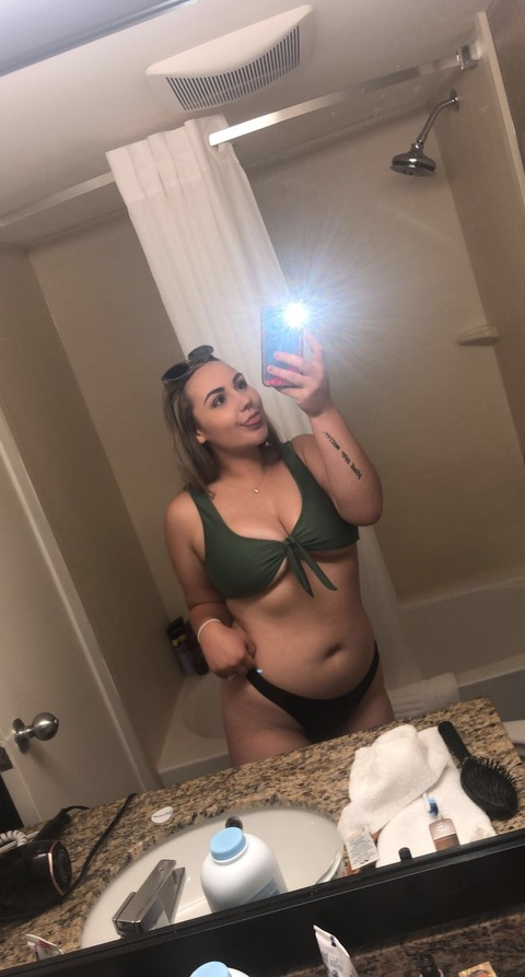 sexyassistants OnlyFans Leaked 

 picture 2