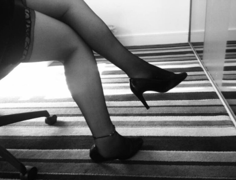 Download sexyemilyoliver OnlyFans content for free 

 picture 2