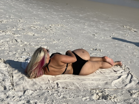Download sexyhotwifeajc OnlyFans content for free 

 picture 2