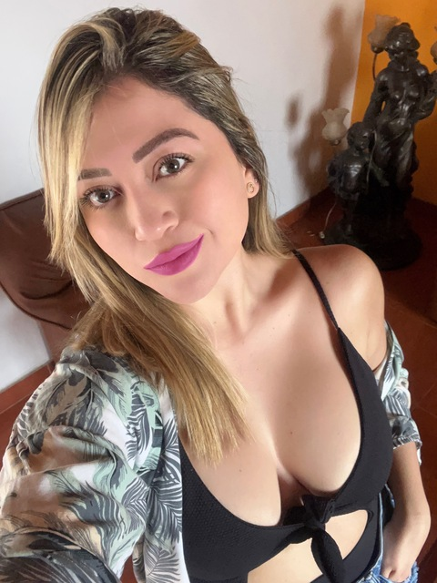 sexymichi22 OnlyFans Leaked 

 picture 2