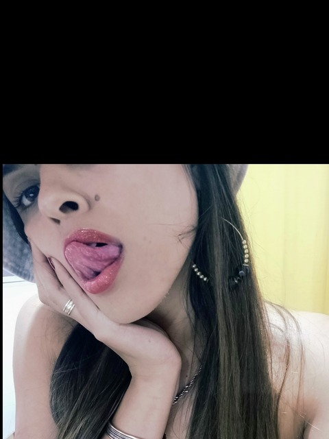 @sexymorenafree leaked Onlyfans gallery free 

 picture 2