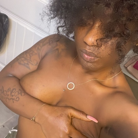 View sexyonyxx OnlyFans content for free 

 picture 2