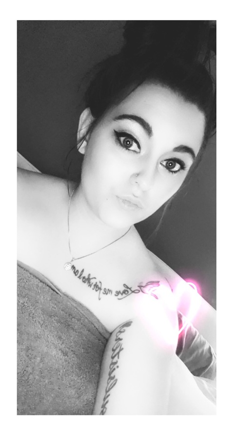 sexytatorbug101 OnlyFans Leak (38 Photos and 0 Videos) 

 picture 2
