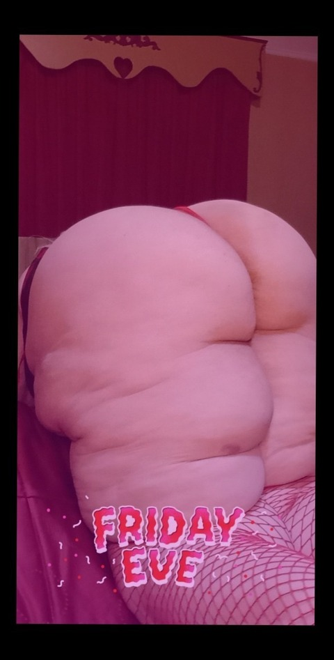 View Sheila (sexywhitechocolate7713) OnlyFans 1994 Photos and 182 Videos for free 

 picture 2