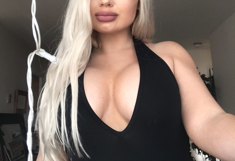 sheasomer (Sb) free OnlyFans content 

 picture 2