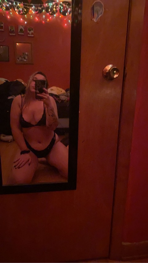 Download shelbs_shelbs24 OnlyFans content free 

 picture 2