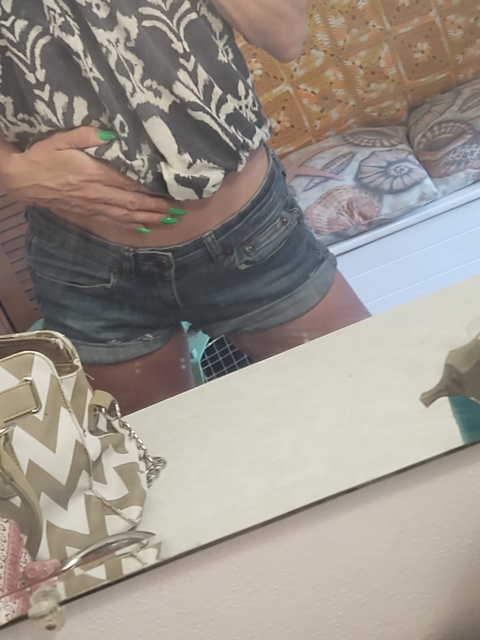 @shellfish42 leaked Onlyfans videos and photos free 

 picture 2