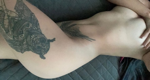 shesmokesjoints OnlyFans Leak (51 Photos and 10 Videos) 

 picture 2