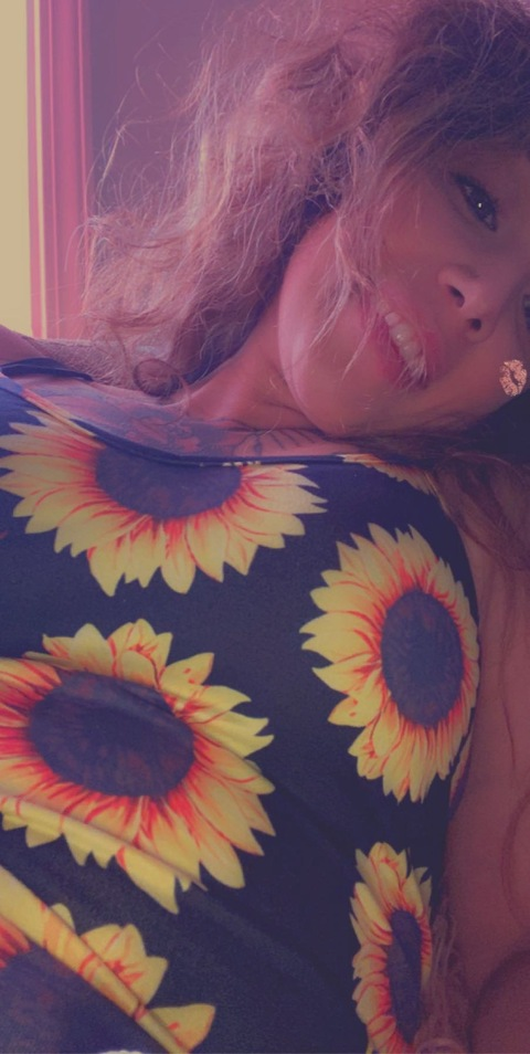 @shimmer_sunflower leak Onlyfans gallery for free 

 picture 2