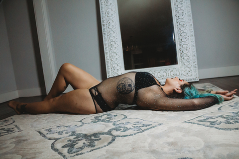 Download shinysplash OnlyFans content for free 

 picture 2