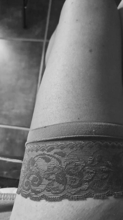 shyni OnlyFans Leaks (32 Photos and 93 Videos) 

 picture 2