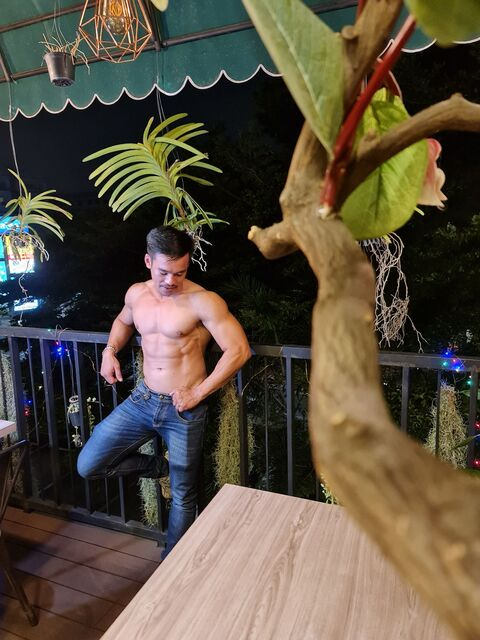 Free access to @siamtrainer (Santipong) Leaked OnlyFans 

 picture 2