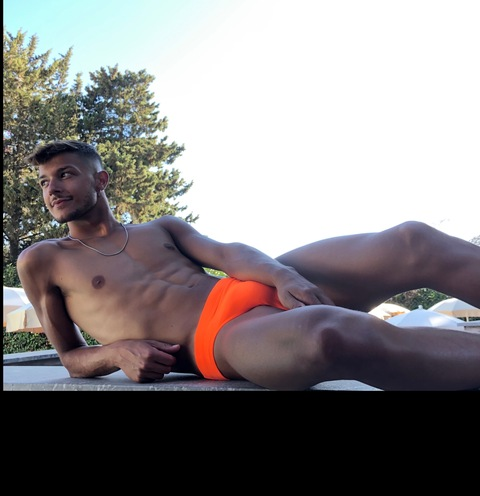 Get Free access to siciliandancer (Vinz💚) Leaked OnlyFans 

 picture 2