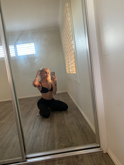 sierra.mya OnlyFans Leaked 

 picture 2