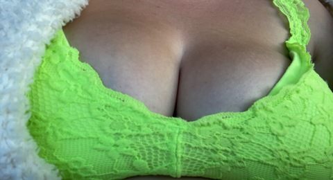 View sierrajones416 OnlyFans content for free 

 picture 2