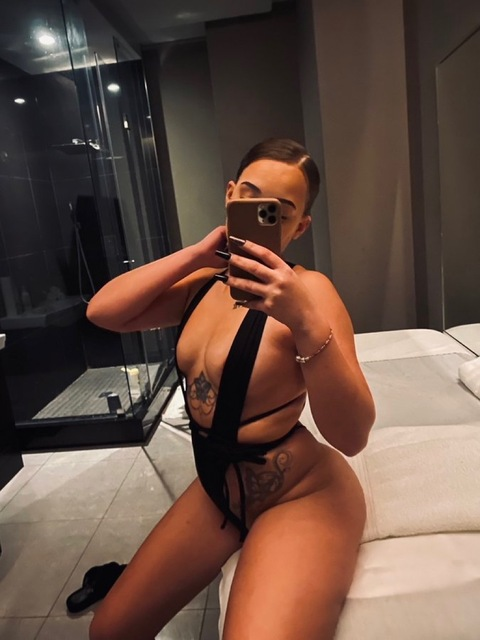 View sierraxbabyx (Sierra👅💦) OnlyFans 9 Photos and 2 Videos leaked 

 picture 2