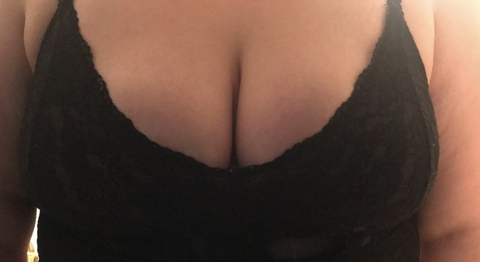 Download sierraxoxo OnlyFans content for free 

 picture 2