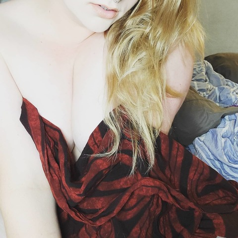 View silverheart92 OnlyFans content for free 

 picture 2