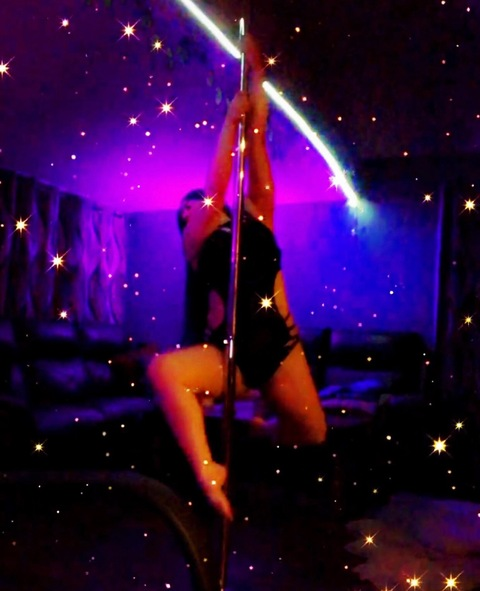 silvermoonn OnlyFans Leaked (37 Photos and 11 Videos) 

 picture 2