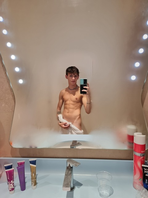 simo_twink OnlyFans Leak (11 Photos and 0 Videos) 

 picture 2