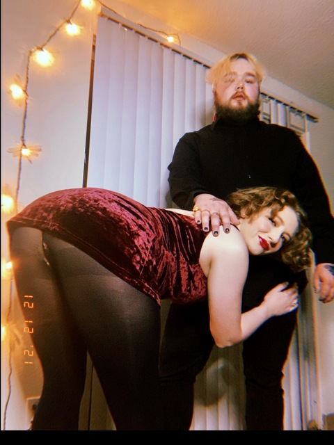simoneswan OnlyFans Leaked Photos and Videos 

 picture 2
