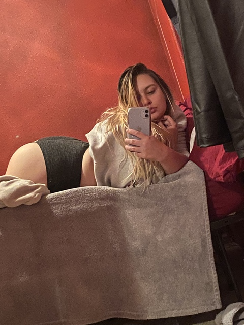 @simplystoned leaks Onlyfans videos for free 

 picture 2