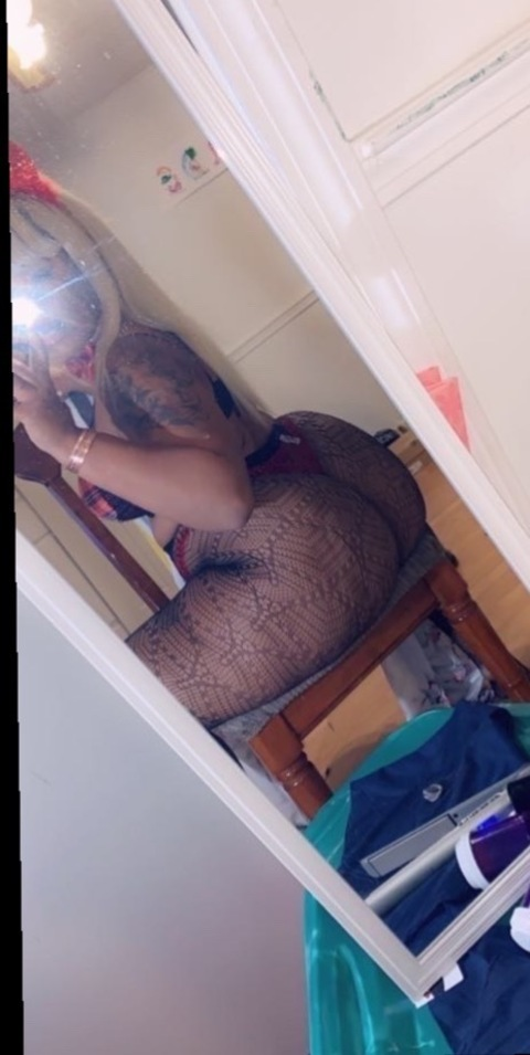 Download sincerepeach OnlyFans content free 

 picture 2