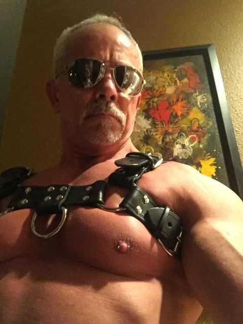 Download sirjulian19 OnlyFans content free 

 picture 2