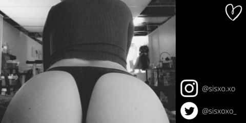 Onlyfans leaks sisxo.xo 

 picture 2