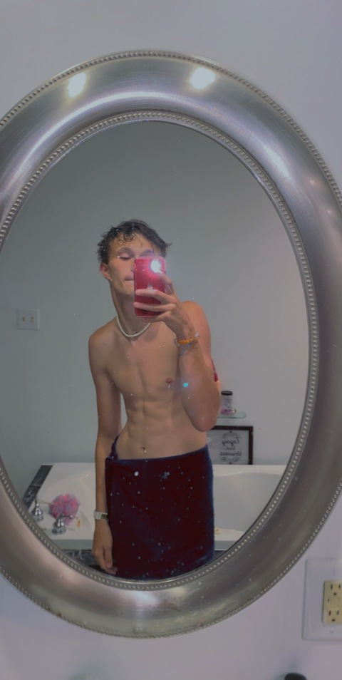 Onlyfans free sixinches_clay 

 picture 2