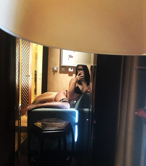 Onlyfans free siyuyaxue 

 picture 2